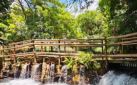 Thermas Paradise Residence